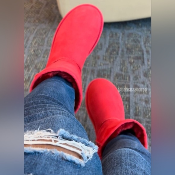 UGG Classic Short II "Samba Red" Boots - Picture 2 of 15